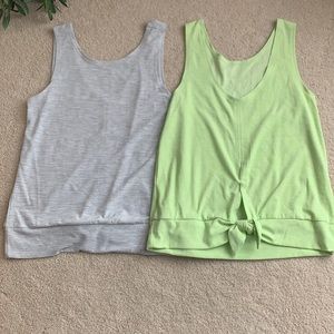 Old Navy Active - 2 Girls Workout Tops